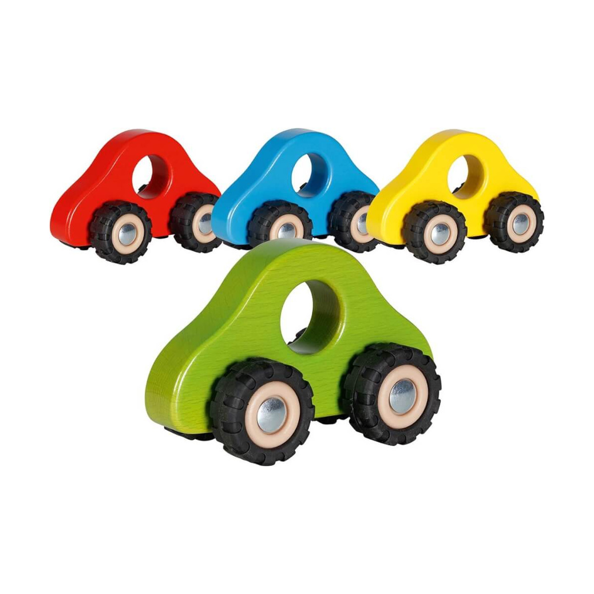 Vier bunte Holzautos in Grün, Gelb, Blau und Rot stehen nebeneinander auf weißem Hintergrund.
