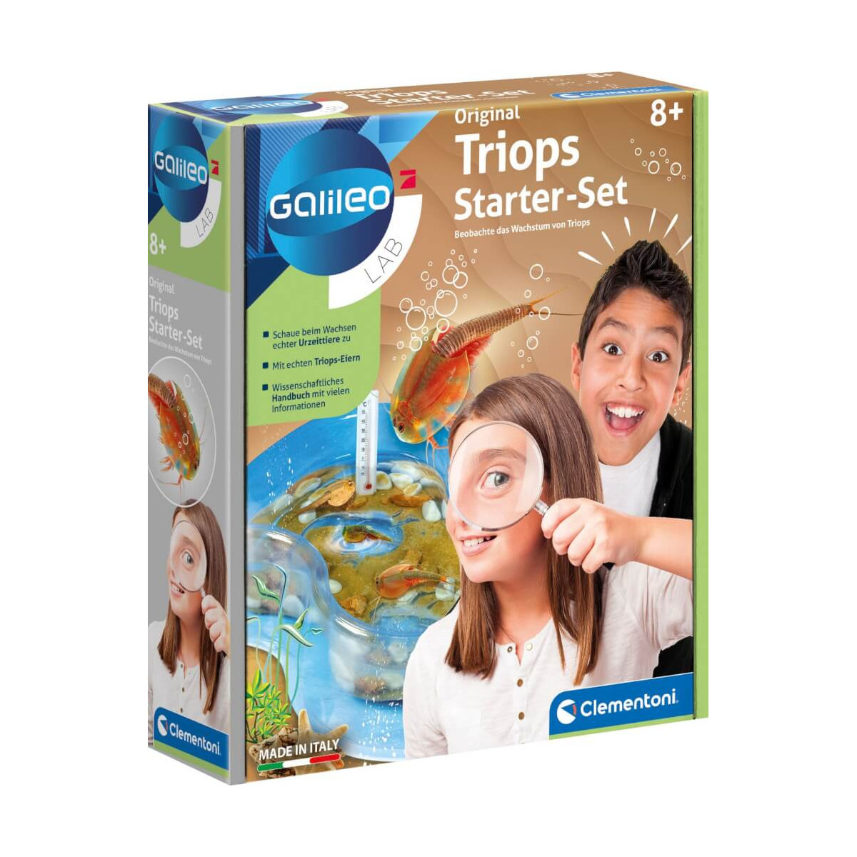 Kinder mit Lupe am Galileo Triops Starter Set von Clementoni, Wissenschaftsset für Kinder ab 8 Jahren.