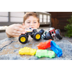 Mattel Hot Wheels Monster Trucks, Maßstab 1:24, ab 3 Jahre, sortiert