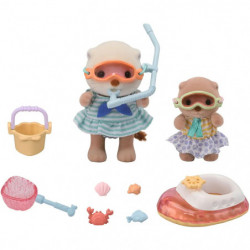 Spielset mit zwei Seeotter-Figuren, Schnorchelausrüstung und Zubehör: „Sea Otter Sisters – Splashy Snorkel Set“.