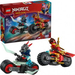 LEGO Ninjago Set mit zwei Motorrädern, zwei Minifiguren und Verpackung im Hintergrund.