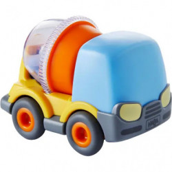 Spielzeug-Betonmischer mit blauer Kabine, gelbem Fahrgestell und orangener Trommel auf weißem Hintergrund.