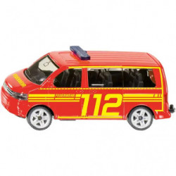 Rotes Spielzeug-Feuerwehrfahrzeug mit der Nummer 112 und blauer Sirene, isoliert vor weißem Hintergrund.