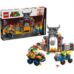 img_0:LEGO Super Mario Bowsers Castle Battle mit Verpackung, aufgebauter Burg, Figuren und Fahrzeugen.
